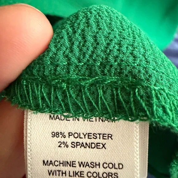 CeCe Emerald V-Neck Blouse - Picture 4 of 5